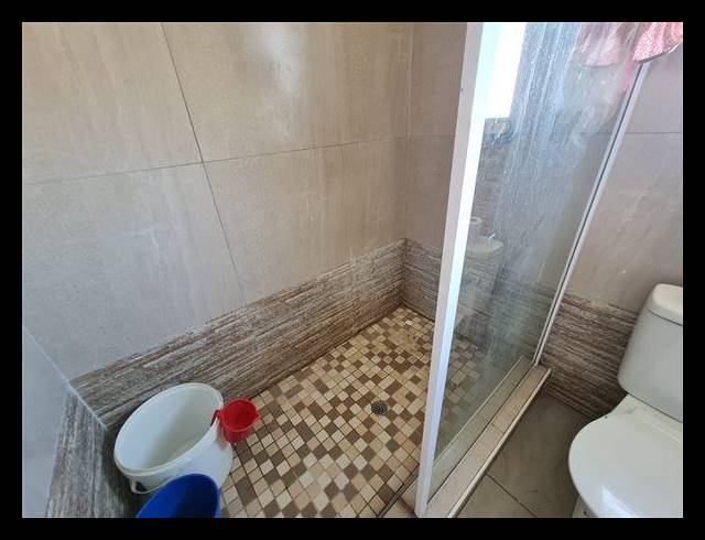 3 BEDROOM HOUSE FOR SALE IN GROVE END